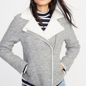 🆕Old Navy Fur Grey Jacket🆕